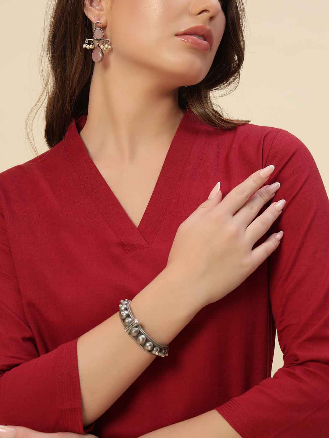 Thread Plus Cotton Flax Set Straight Kurti With Pant In Maroon Color For Women