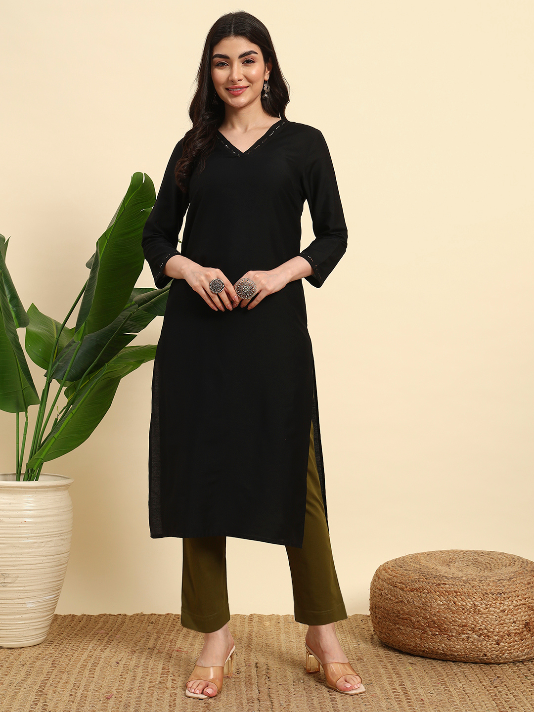 Thread Plus Stretchable Premium Pants with 2 Side Pockets Dark Olive