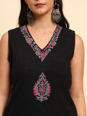 Thread Plus Slub Cotton Hand Block Kurti Set Of 3 Without Sleeves With Malmal Dupatta Black