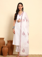 Thread Plus Slub Cotton Hand Block Kurti Set Of 3 Without Sleeves With Malmal Dupatta Off White