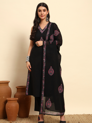 Thread Plus Slub Cotton Hand Block Kurti Set Of 3 Without Sleeves With Malmal Dupatta Black