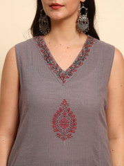 Thread Plus Slub Cotton Hand Block Kurti Set Of 3 Without Sleeves With Malmal Dupatta Grey