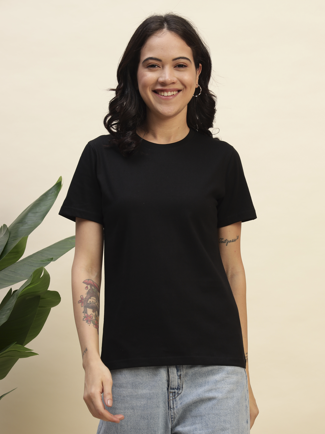 Women's Black Color Regular Fit Cotton Round Neck T-Shirt